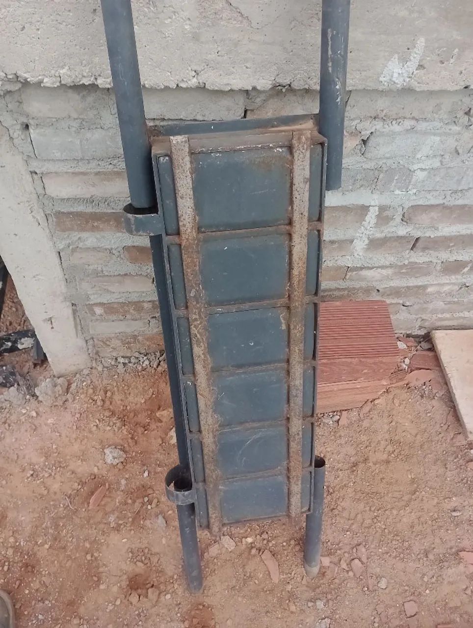 FORMA PARA FABRICAÇÃO DE PAVER  - Foto 2