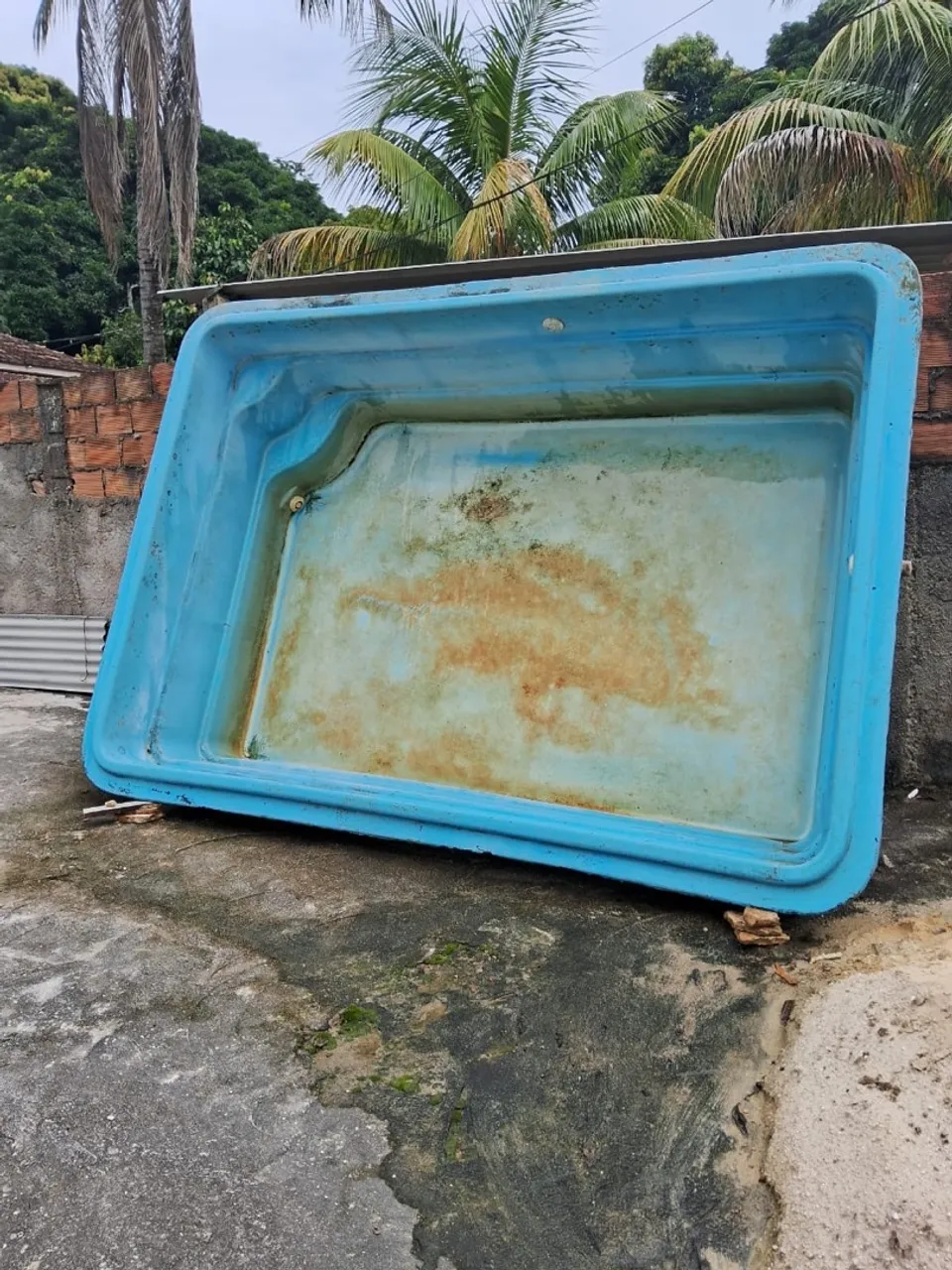Piscina de fibra usada!