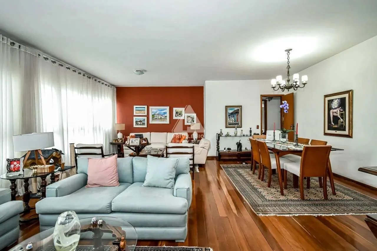 Apartamento Venda 4 quartos (1 suíte) 2 Vagas Garagem no Leblon, Rio de Janeiro