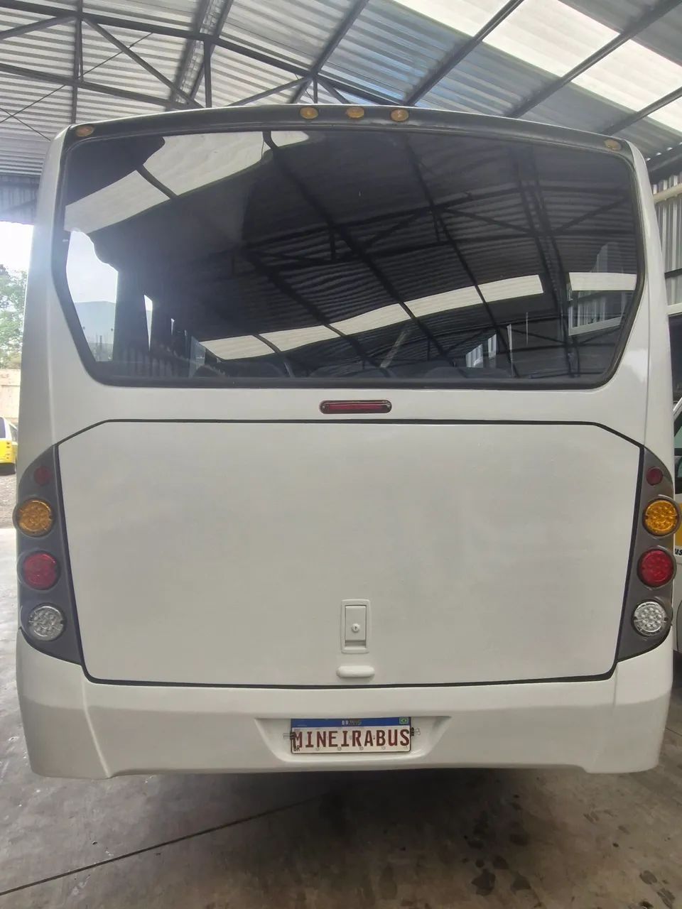 NEOBUS MERCEDES-BENZ 915 - Foto 4