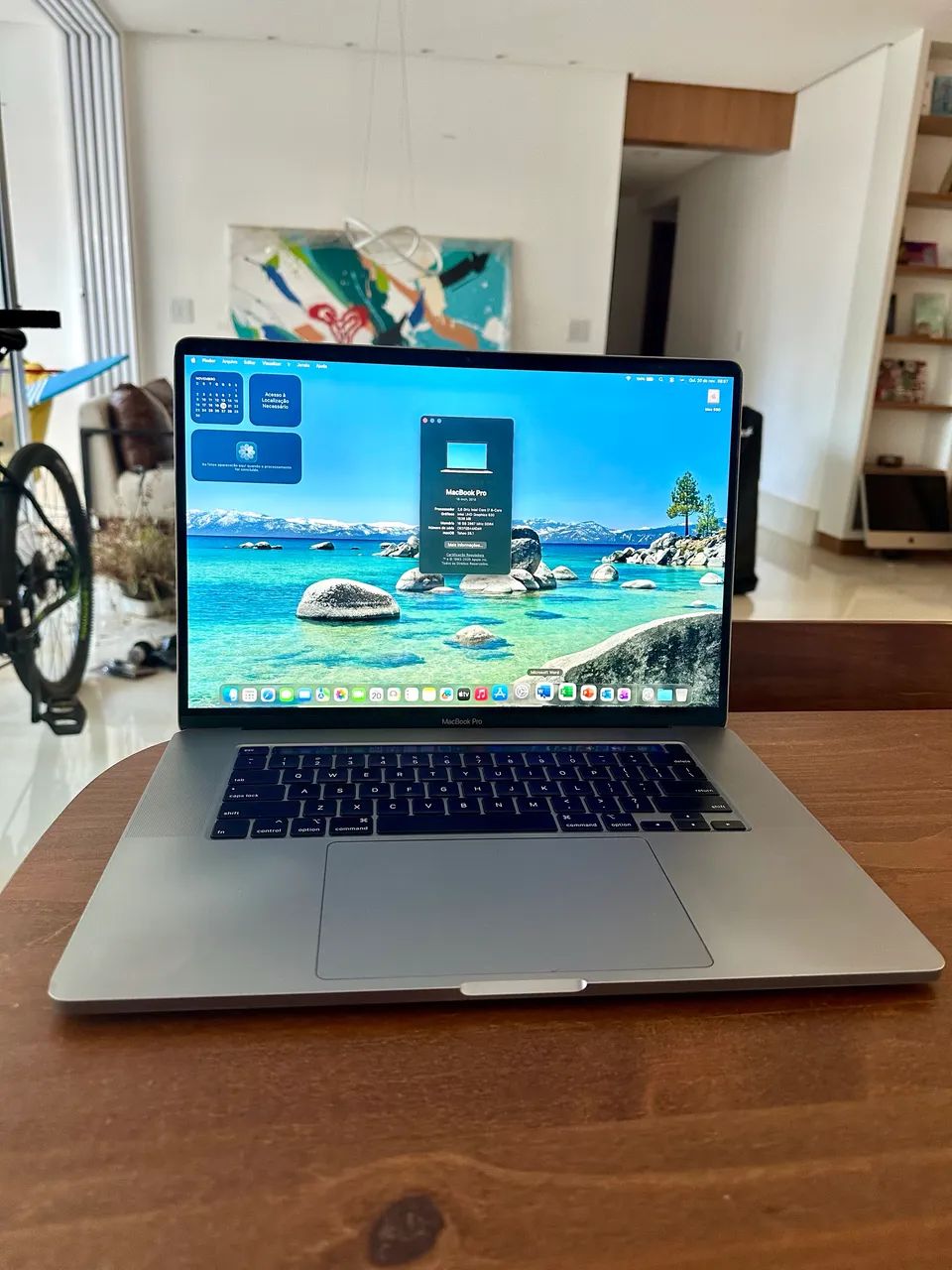 MacBook Pro 2020, i7 (6-Core), 16Pol. 16G RAM, 1.5 Terra SSD, OS