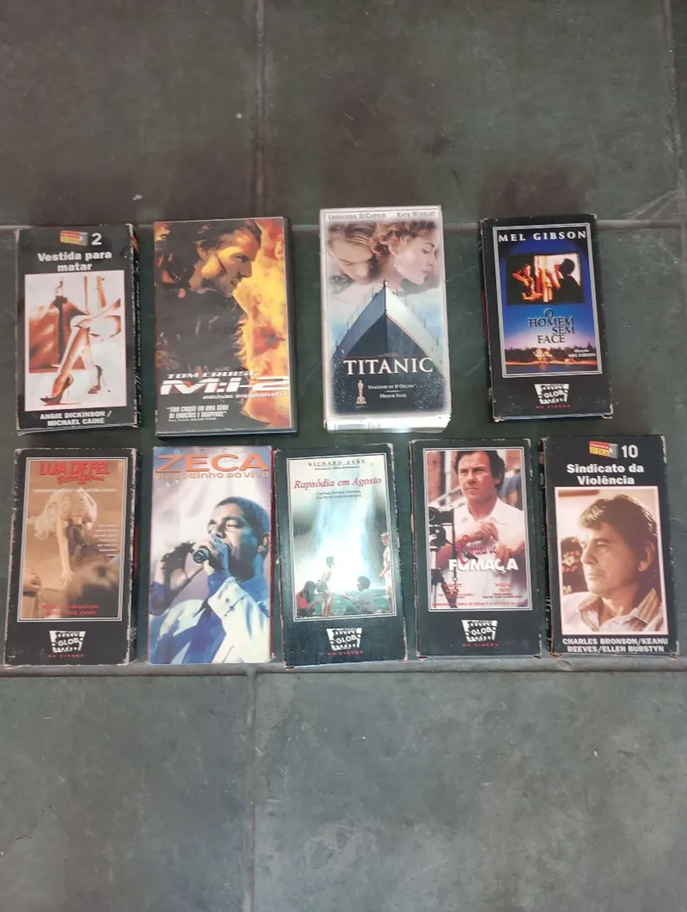 Lote de 10 Filmes em VHS - Diversos Gêneros