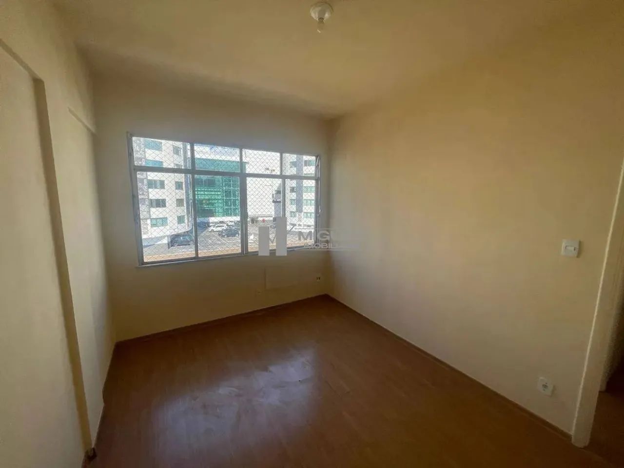 Apartamento para alugar debruçado no Shopping Tijuca! Sala 2 quartos com 1 vaga! - Foto 13