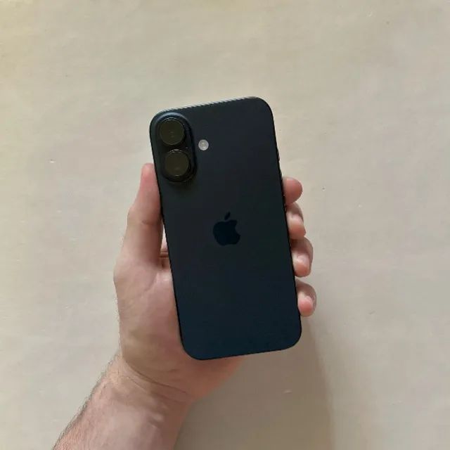 iPhone 16 128GB (Preto)