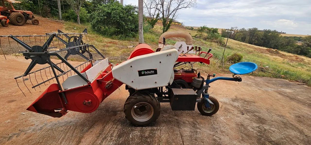 Colheitadeira - Foto 4
