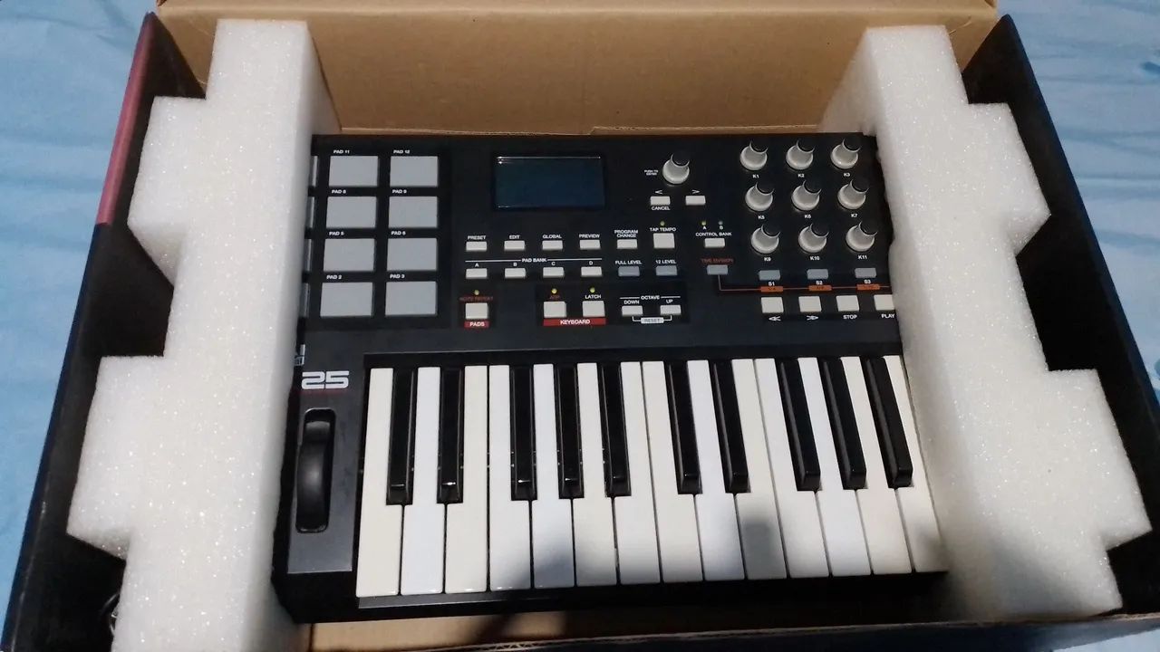 TECLADO CONTROLADOR AKAY MPK 25 - Foto 6