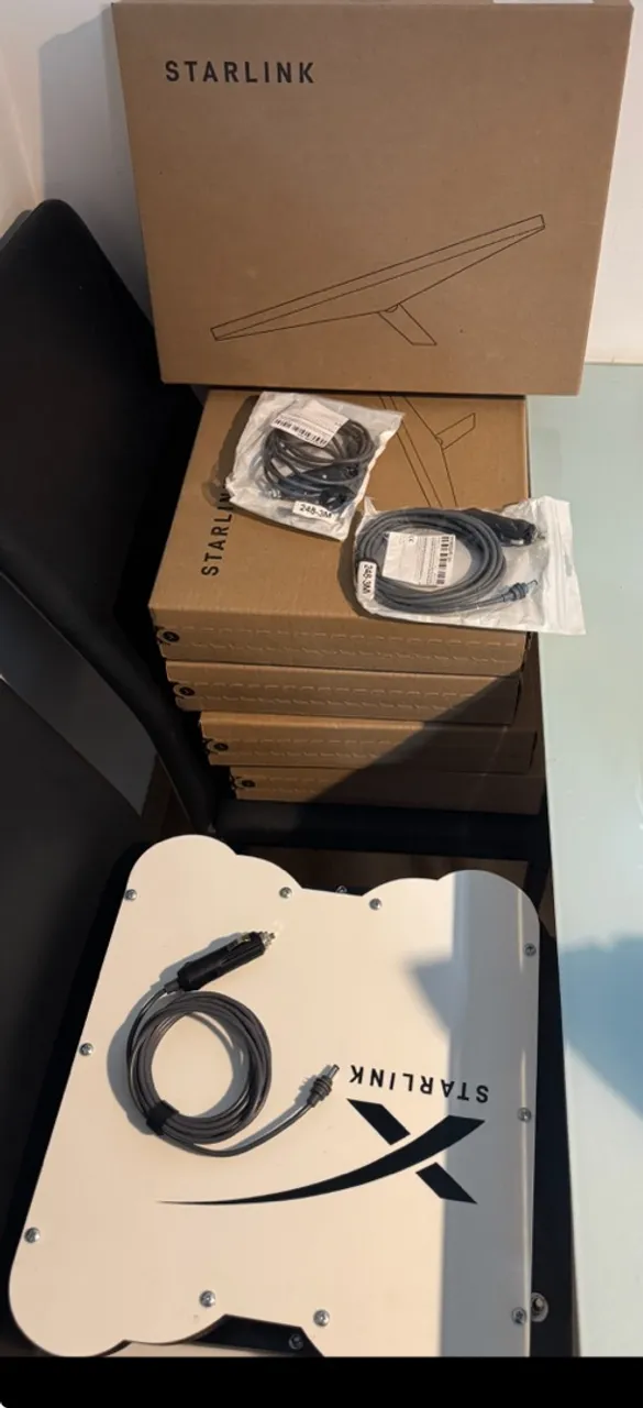 Starlink Mini 1.699.00 case 750.00