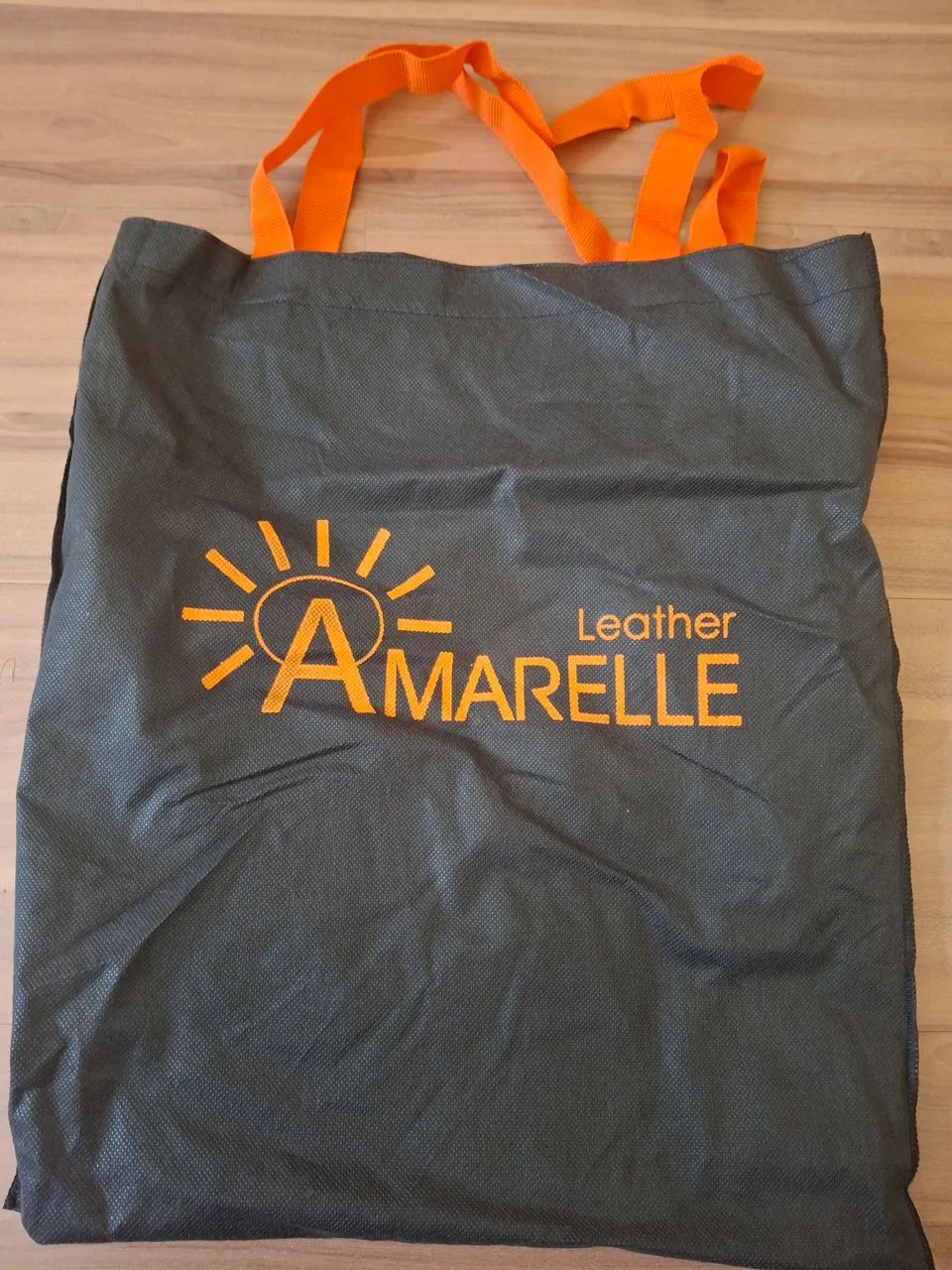Bolsa de Couro Dupla Face - Borgonha/Preta - Amarelle - Foto 4