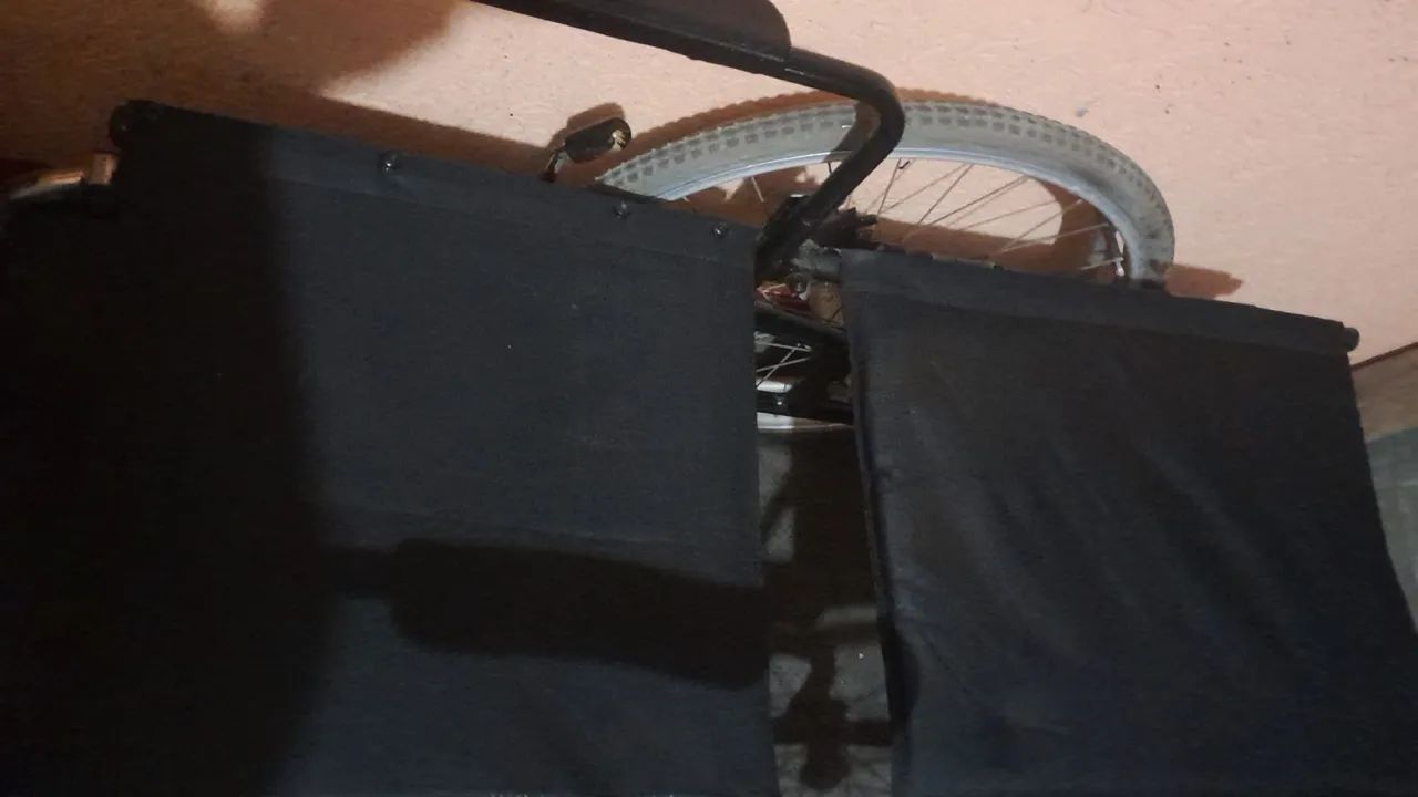 Cadeira de rodas reclinavel - Foto 4