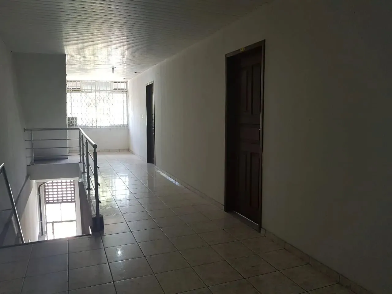 Lene Pegado Aluga Sala Comercial de 2 Ambientes na Av Senador Lemos 3893