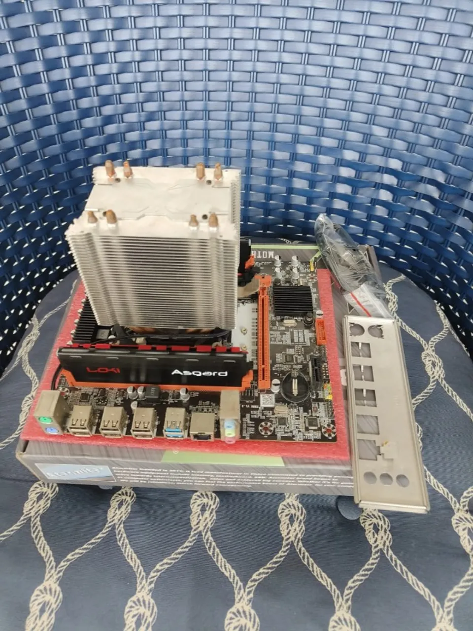 Kit Intel Xeon 2660v3 + Placa Mãe X99 Atermiter + 24gb Ram DDR4 (8GBx3) + Cooler Rise Mode