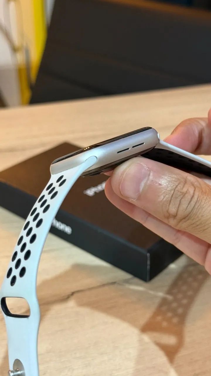 Apple Watch SE 44mm Nike Prata - Loja física! Com 90 dias de garantia! Até 18x no cartão! - Foto 4