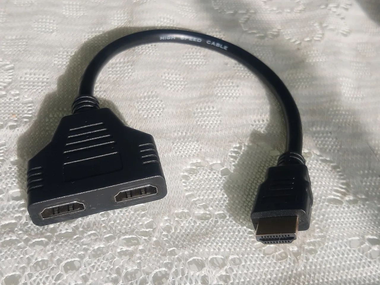 Cabo HDMI Splitter 1x2 - Duplique sua saída de vídeo!