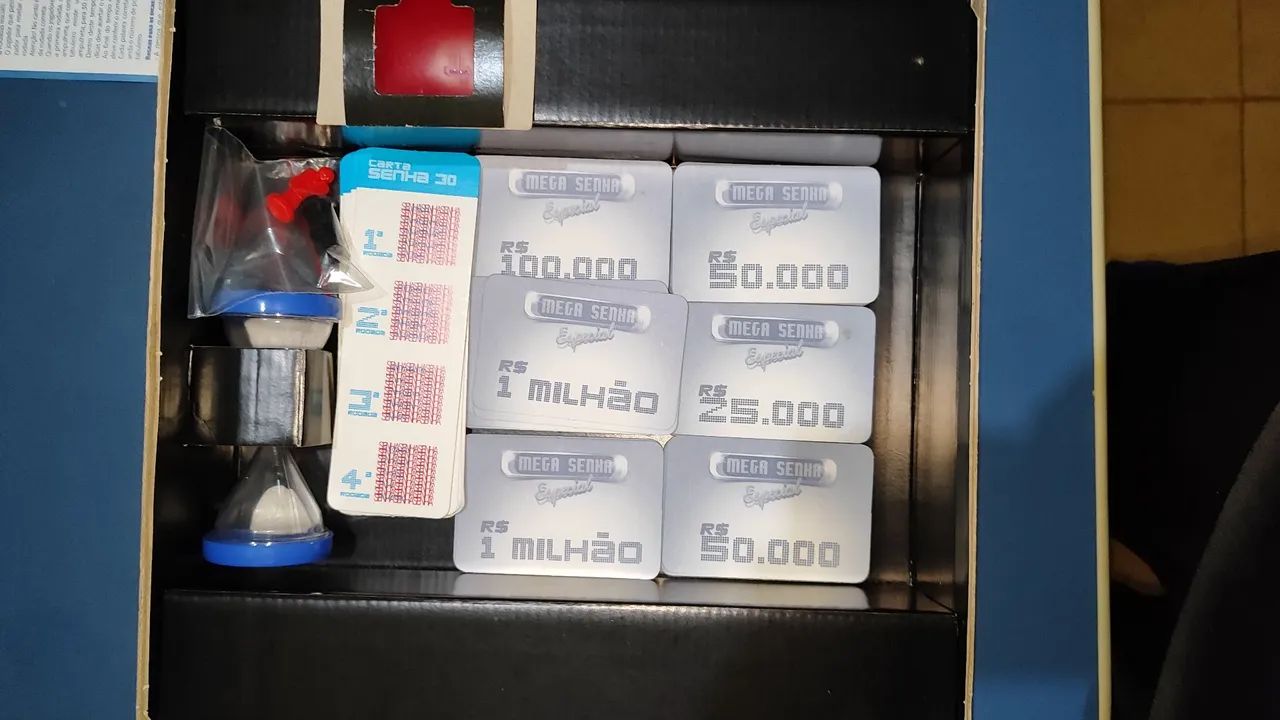 Jogo de Tabuleiro Mega Senha - Novo - Foto 3