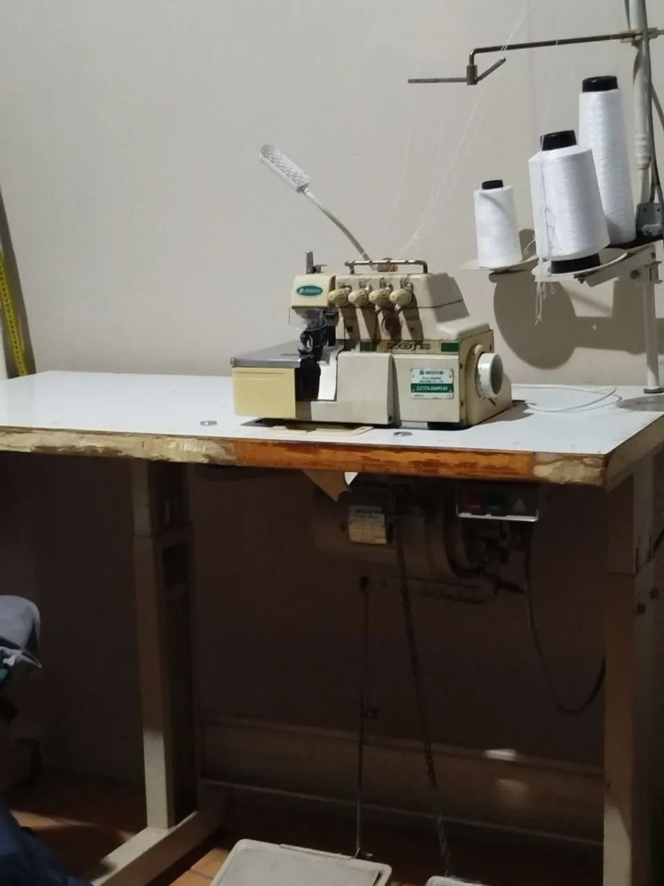 Overloque 4fios 64292687273985120