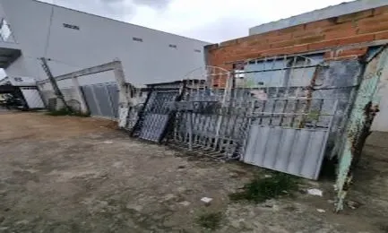 INVISTA NO SEU FUTURO: Terreno Perfeito para Concretizar Seu Projeto dos Sonhos!