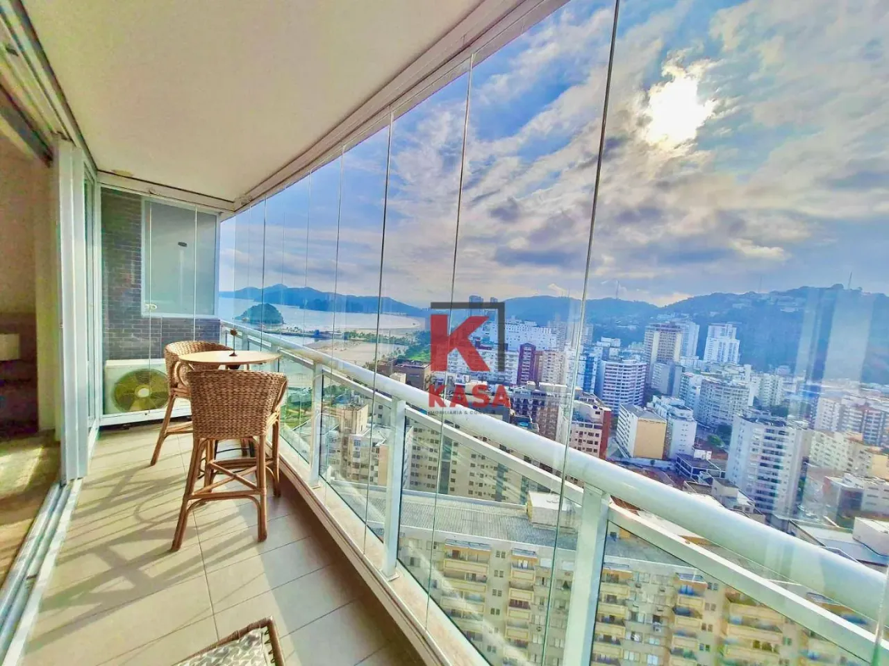 Studio para alugar, 50 m² por R$ 6.000,00 - Pompéia - Santos/SP