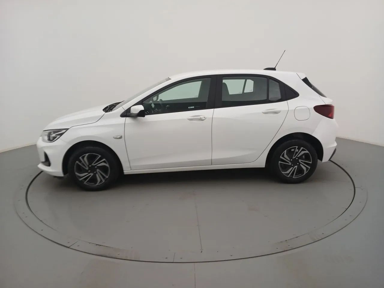 Chevrolet Onix 2024 1.0 flex lt manual - Foto 2