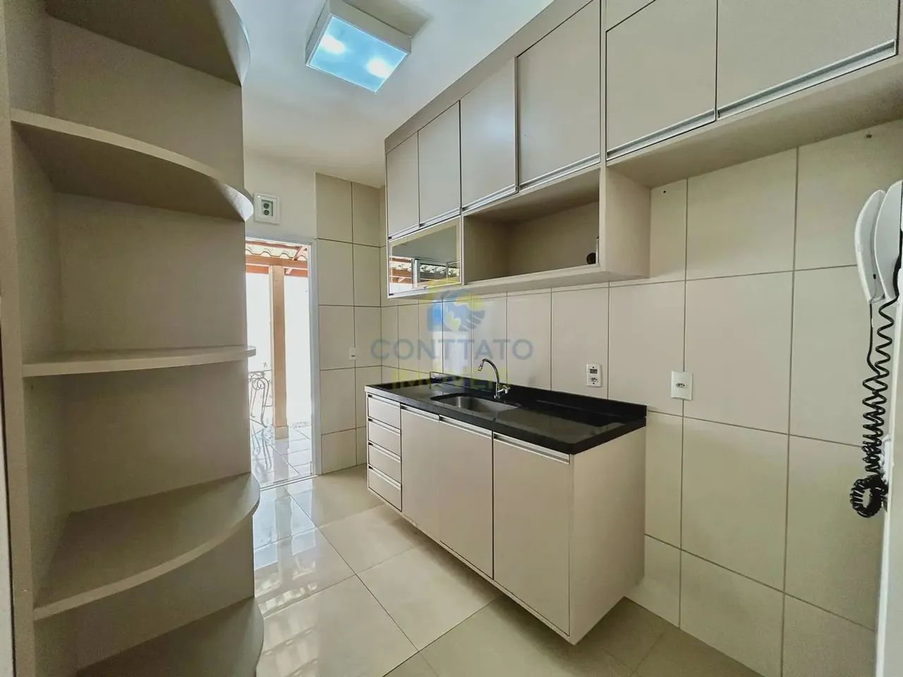 Sobrado para aluguel no Condomínio Villagio D´ Itália com 3 quartos(2 suítes), Santa Cruz, - Foto 2