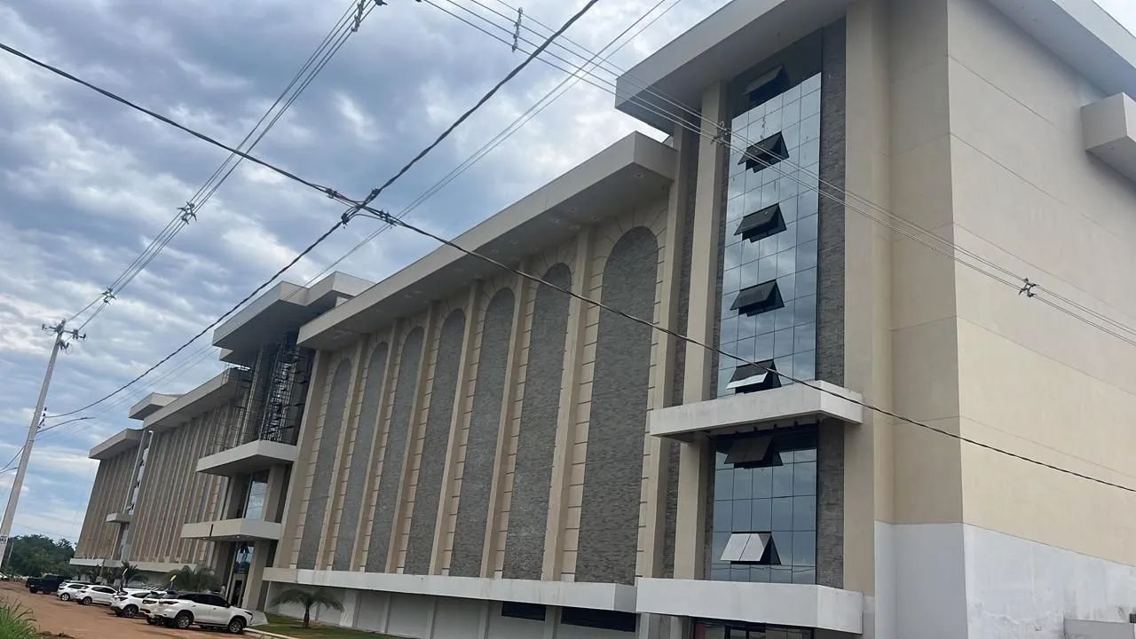 Vendo sobrado no luzimangues! - Foto 3