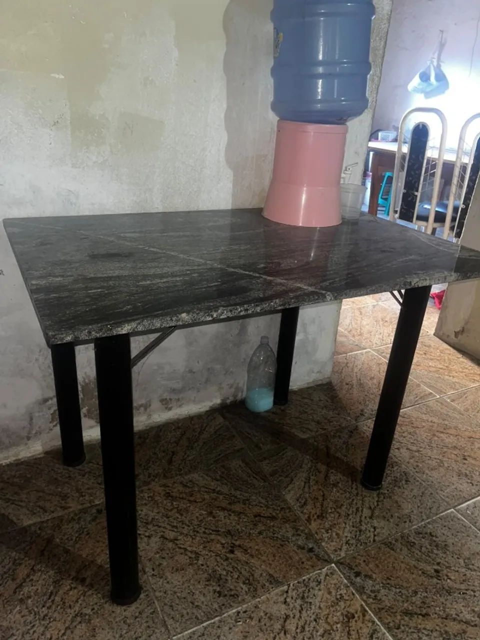 Mesa com 4 cadeiras  - Foto 3