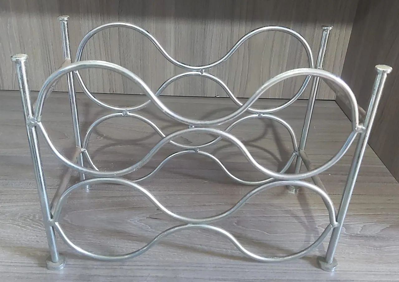 Suporte para Garrafas de Vinho 