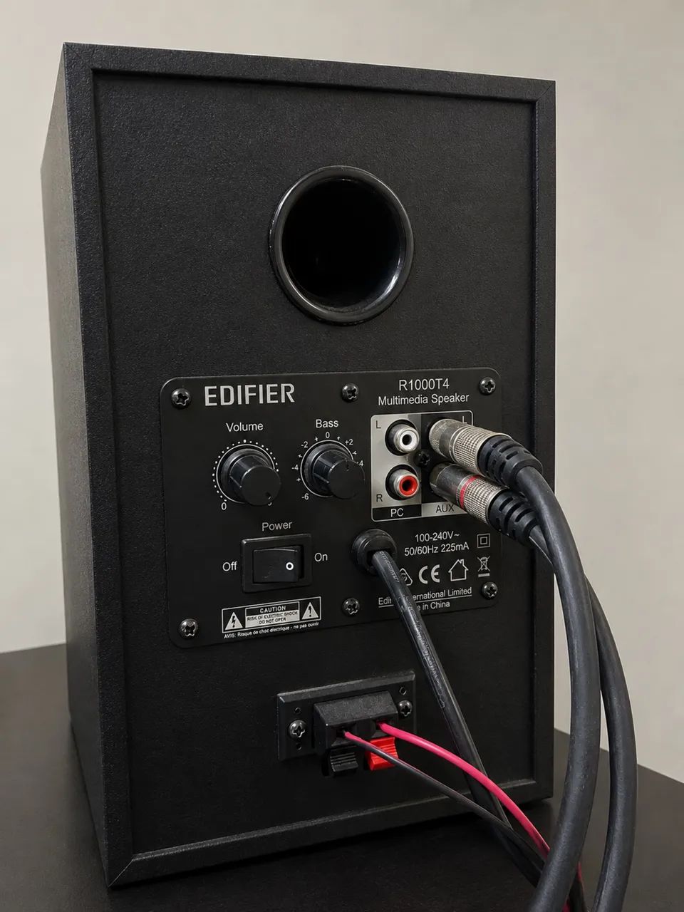 Par de monitores Edifier R1000T4, perfeito estado - Foto 2