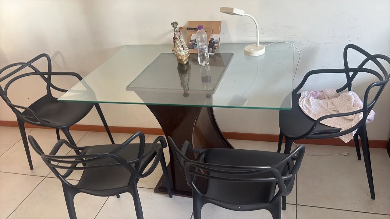 Mesa por 150 reais 