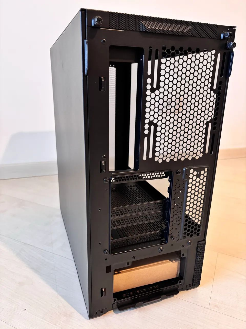 Gabinete PC - Foto 4