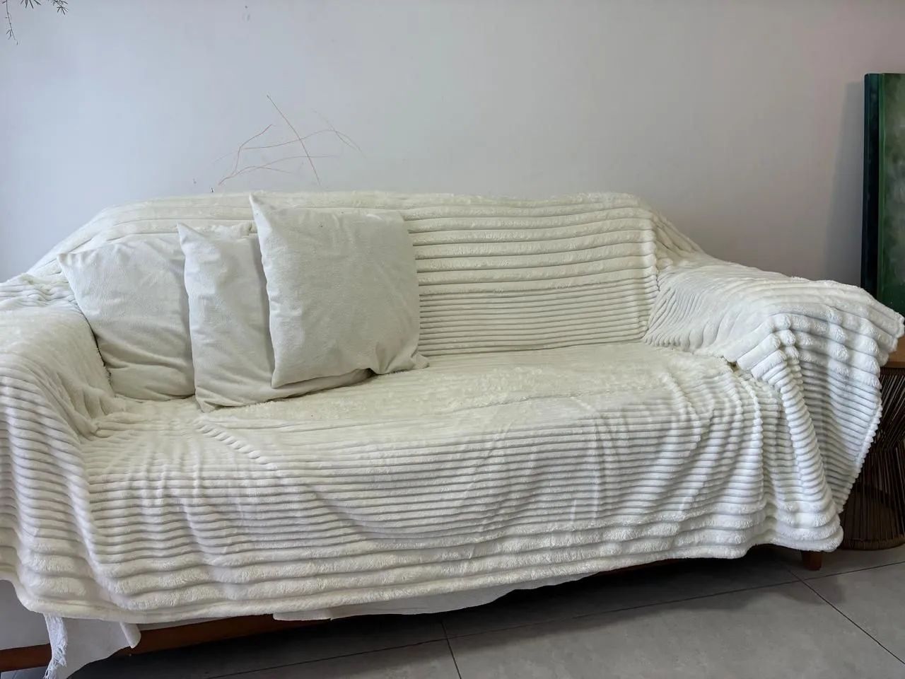 Sofá 1,80m - Design Elegante e Muito Confortável - Foto 3
