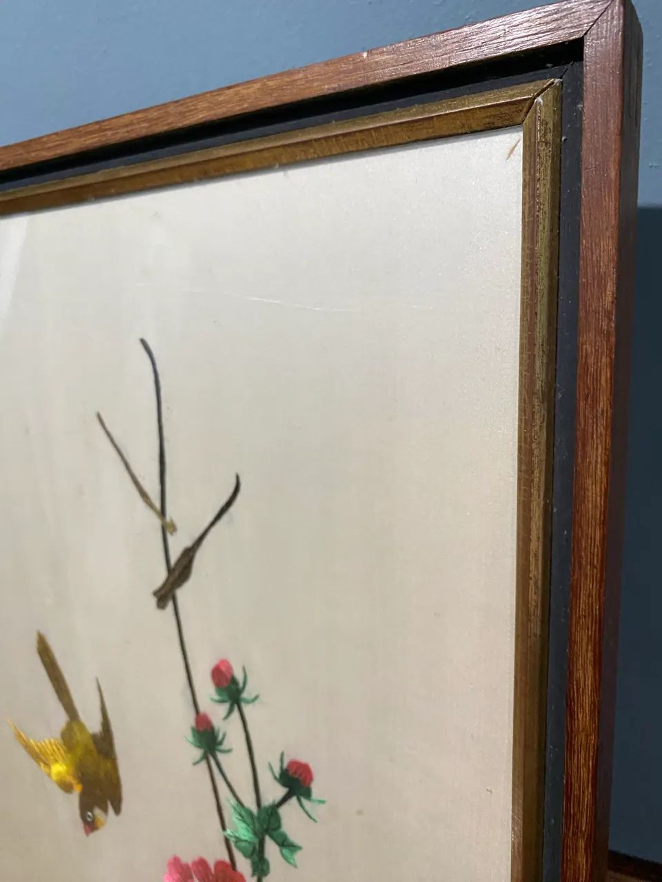Quadro Oriental em Seda com Bordado em Relevo - Pássaros e Flores