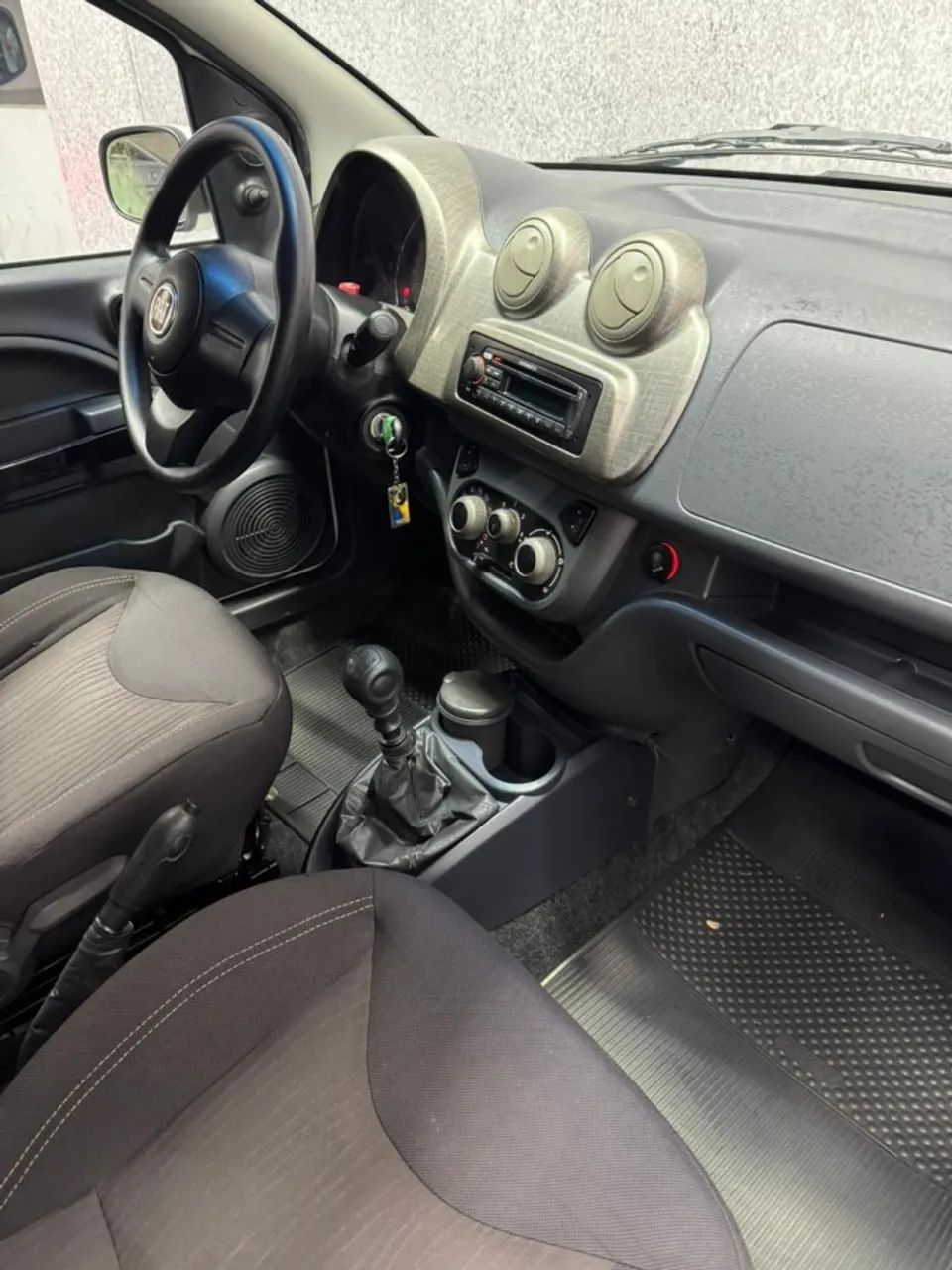 Fiat Uno WAY 1.4 EVO Fire Flex 8V 5P 2012 - Foto 5