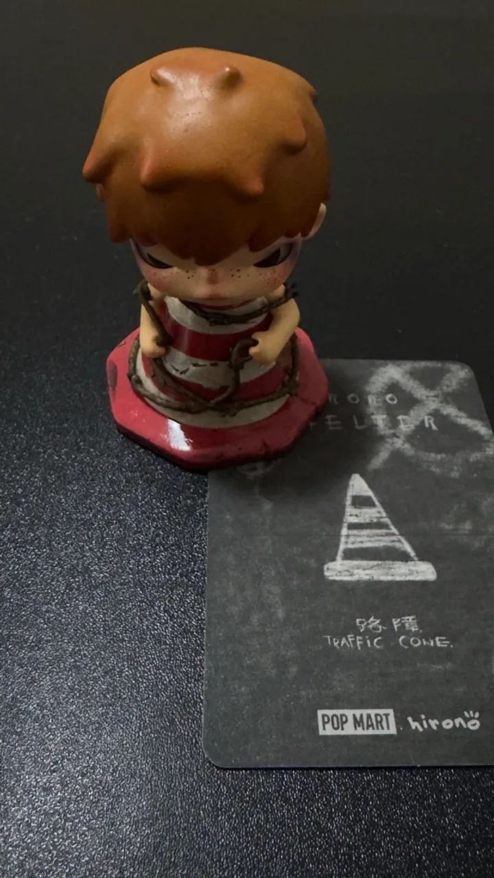 POP MART HIRONO SHELTER SERIES TRAFFIC CONE ORIGINAL BLIND BOX COM CARD - Foto 4