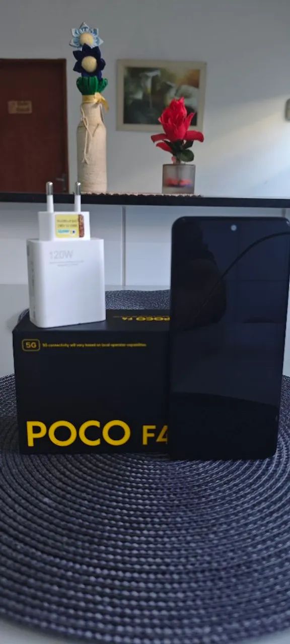 Vendo Celular - POCO F4 - Foto 2