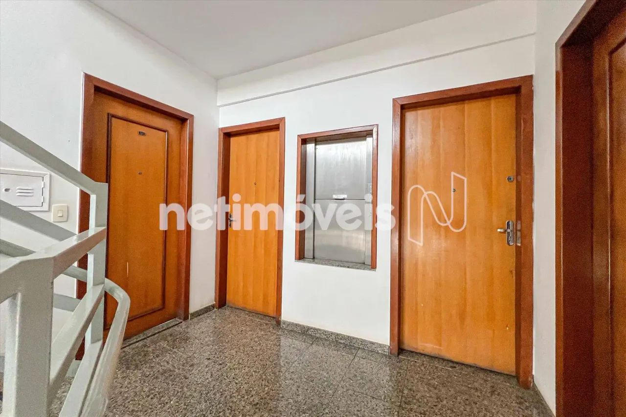 Apartamento de 3 quartos com suíte, 2 vagas e ótima localização