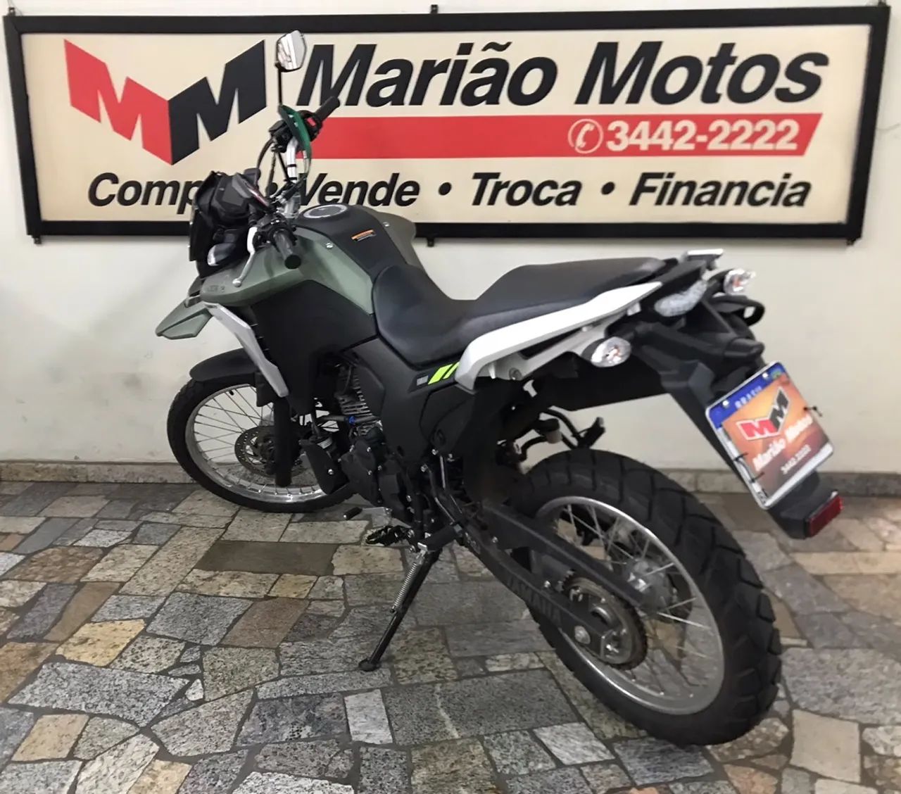 XTZ 250 Lander 2025 - Foto 4