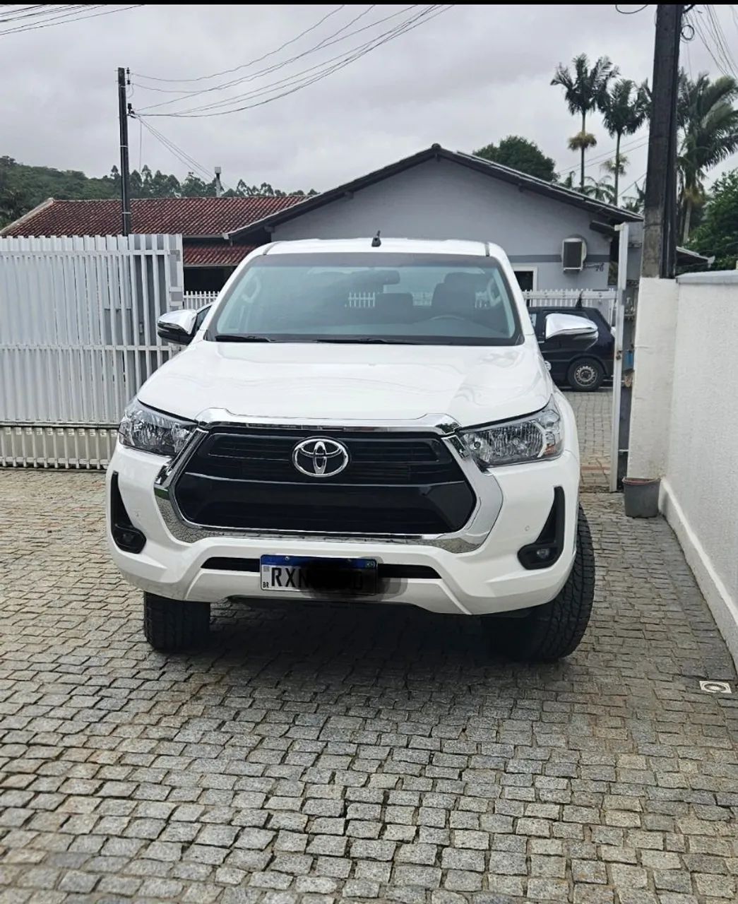 Toyota Hilux Hilux CD SRV 4x4 2.8 TDI Diesel Aut. 2022