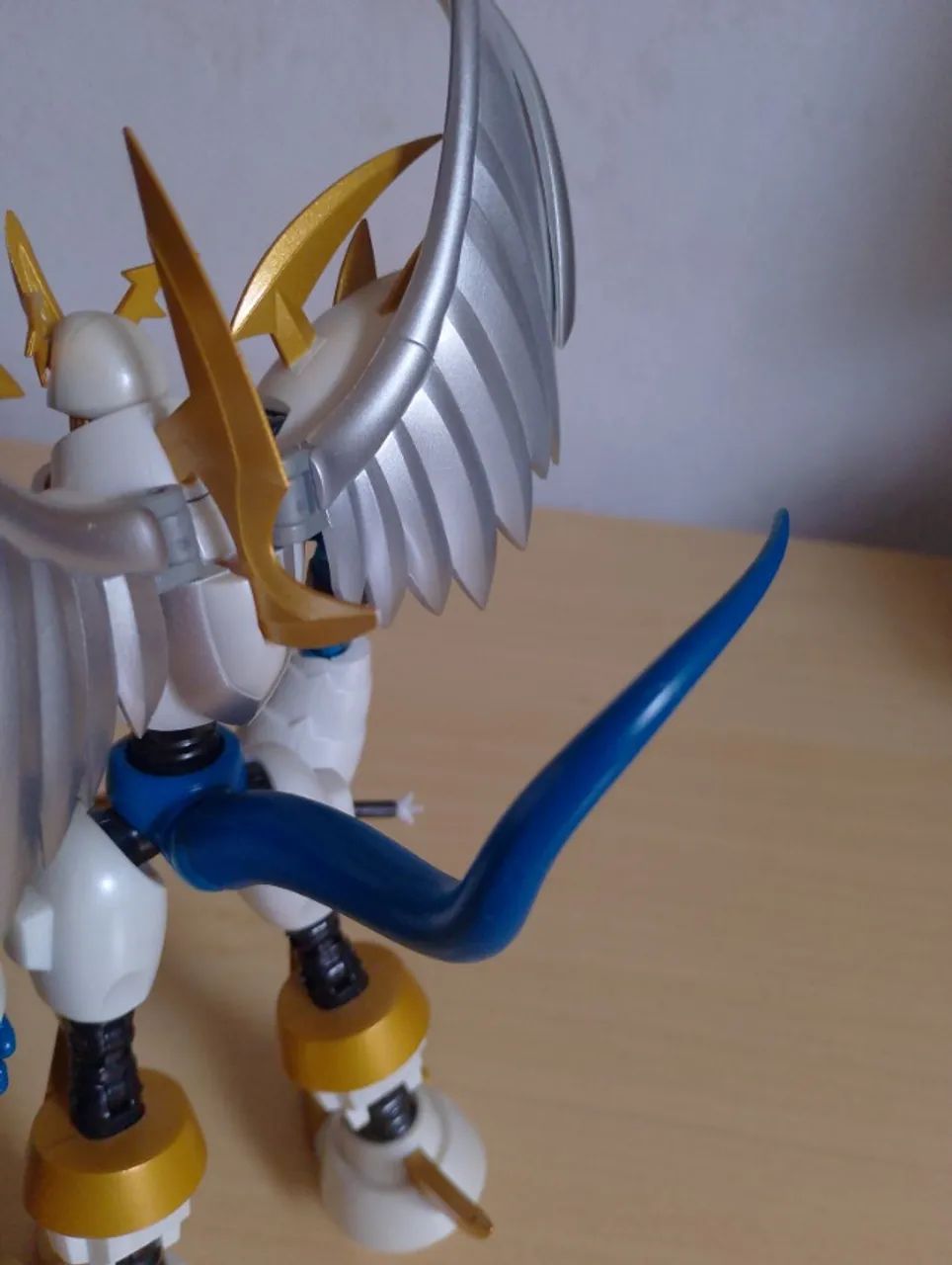 Digimon Imperialdramon Paladin Mode SH Figuarts - Bandai - Foto 3