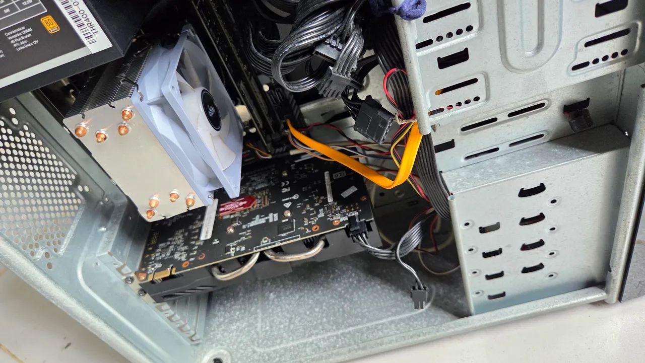 VENDO PC COMPLETO COM PLACA DE VÍDEO.  - Foto 4