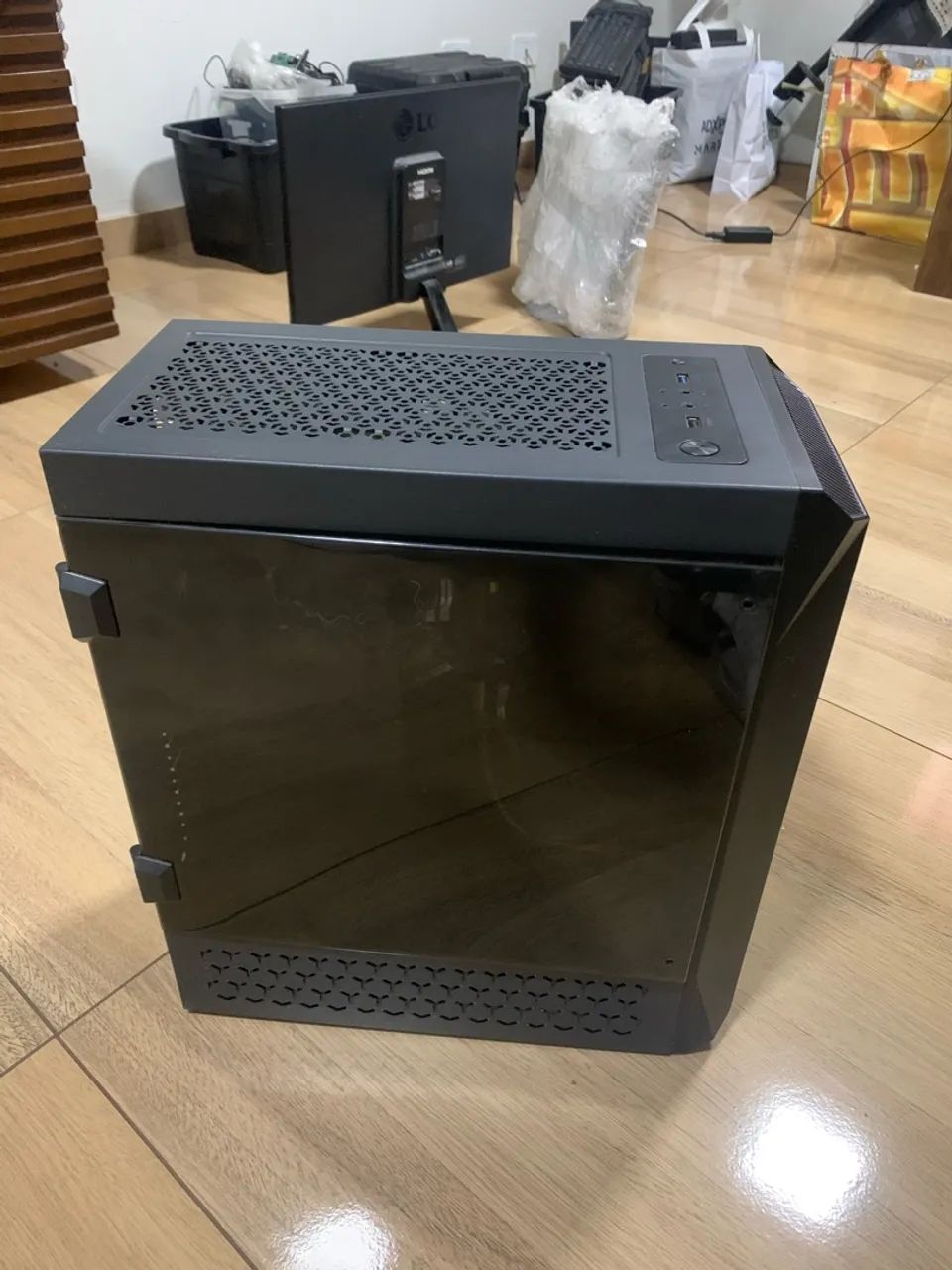 Pc com Intel core i5 3 Gen, AMD Radeon HD 57705,  8GB RAM, SSD 500GB - Foto 3