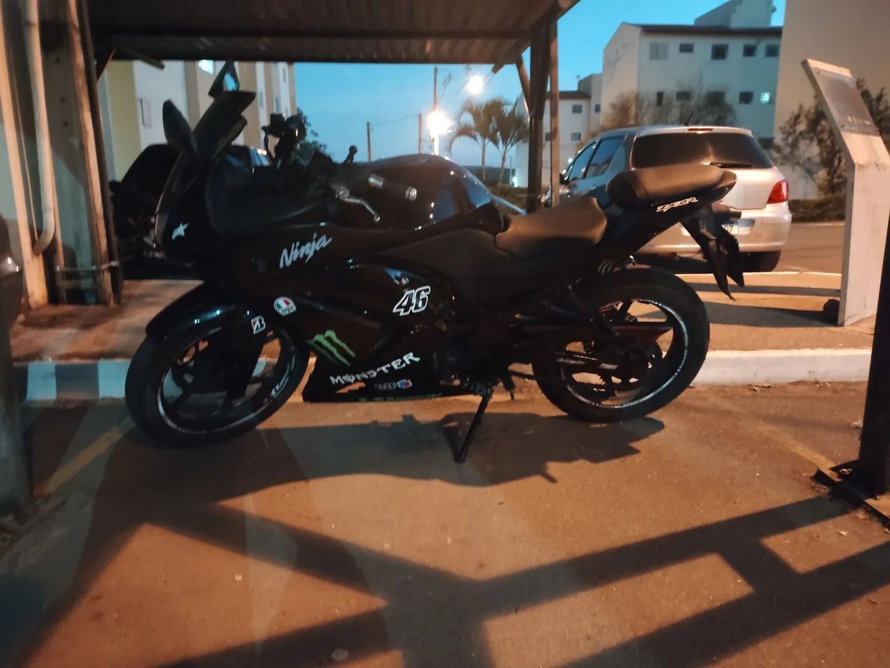 Kawasaki ninja 250r  - Foto 4