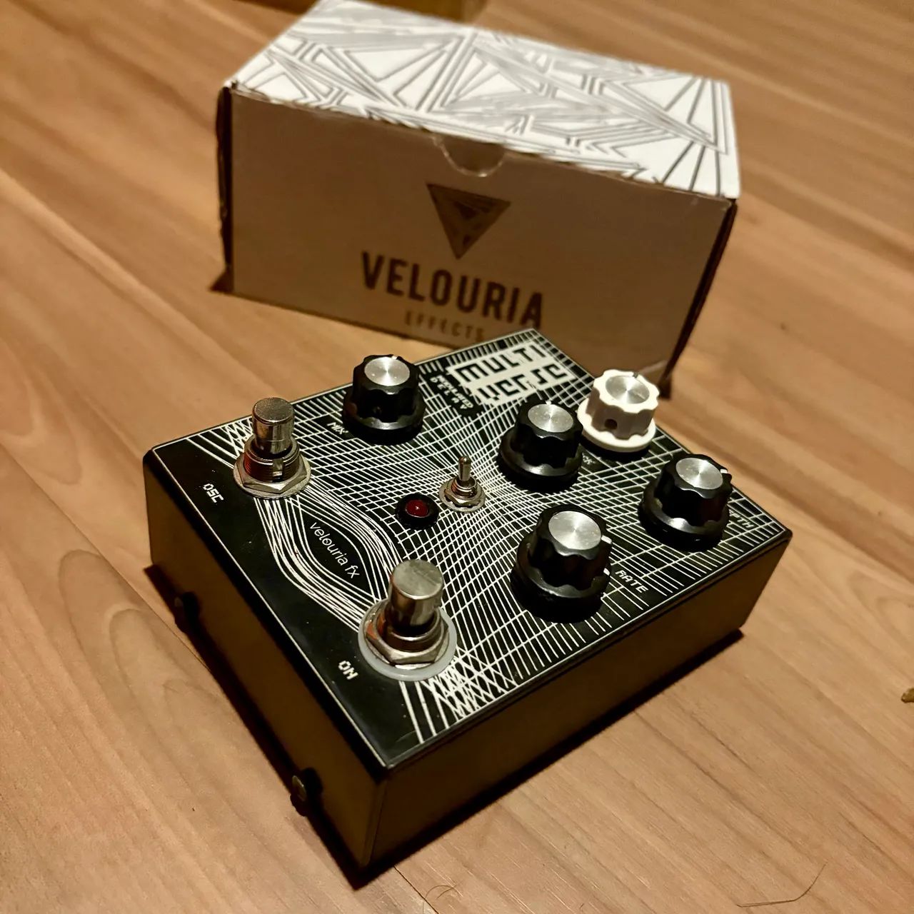 Pedal delay com modulação Multiverse Velouria  - Foto 2