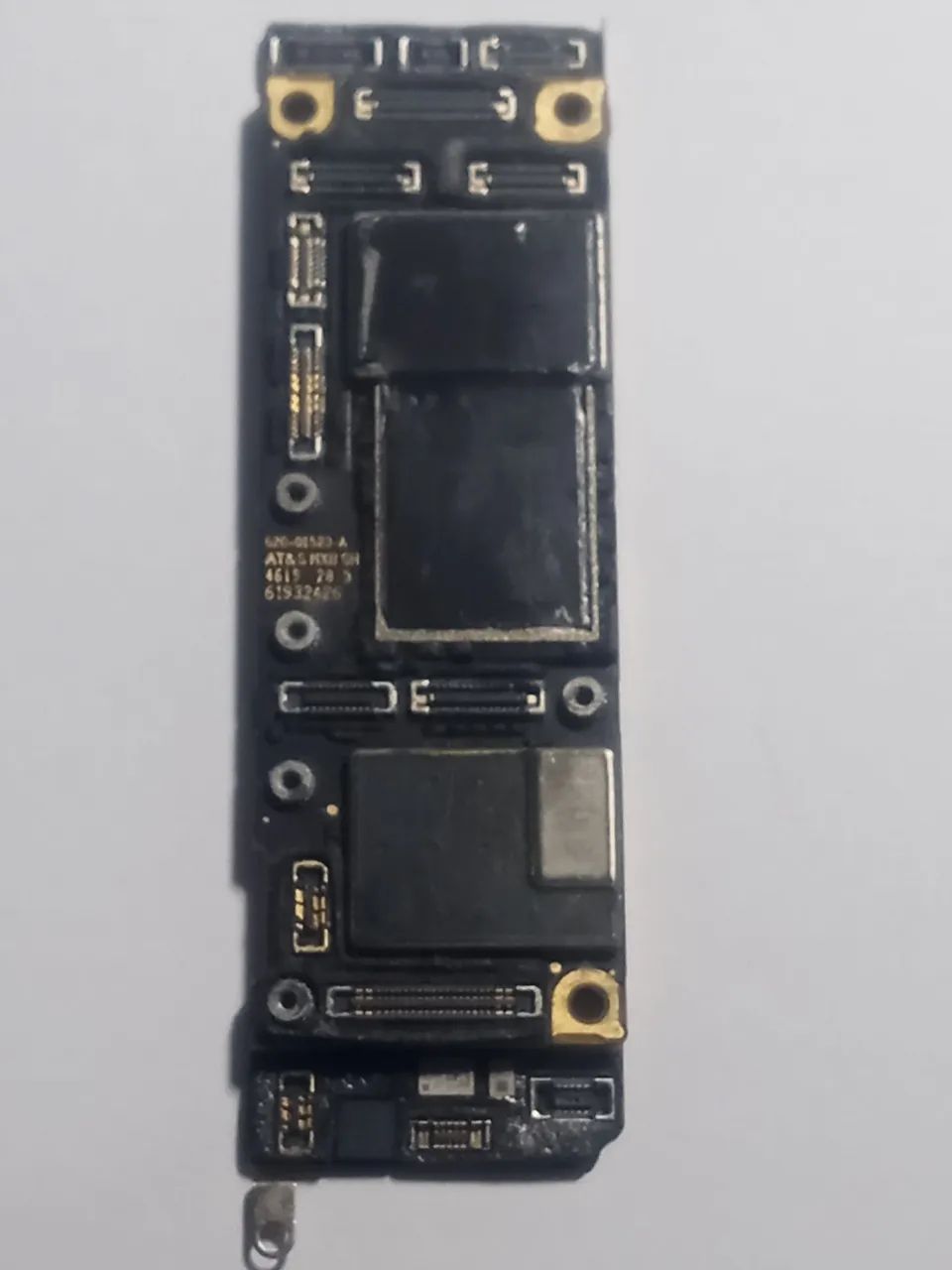 Placa mãe iPhone 11 funciona mas não dar imagem  - Foto 5
