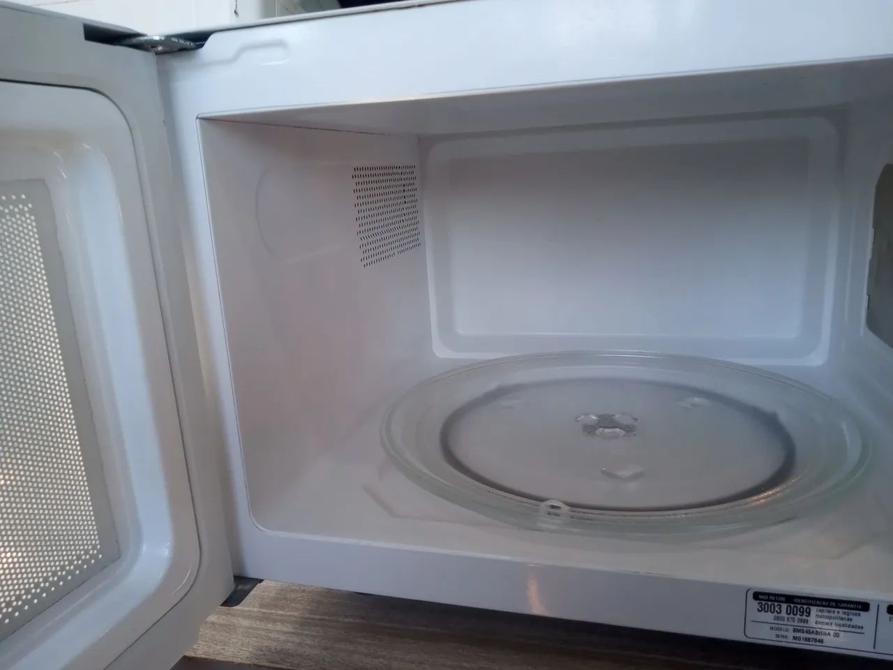 Microondas Brastemp 32 litros  - Foto 3
