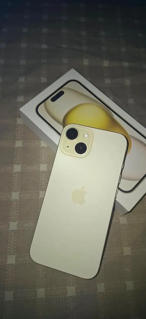 iPhone 15 