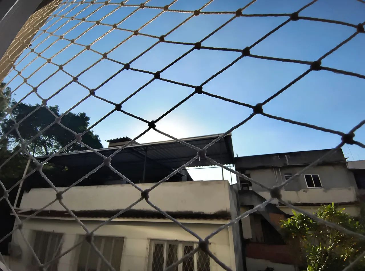Vendo toldo de alumínio 3x 2,00 - Foto 2