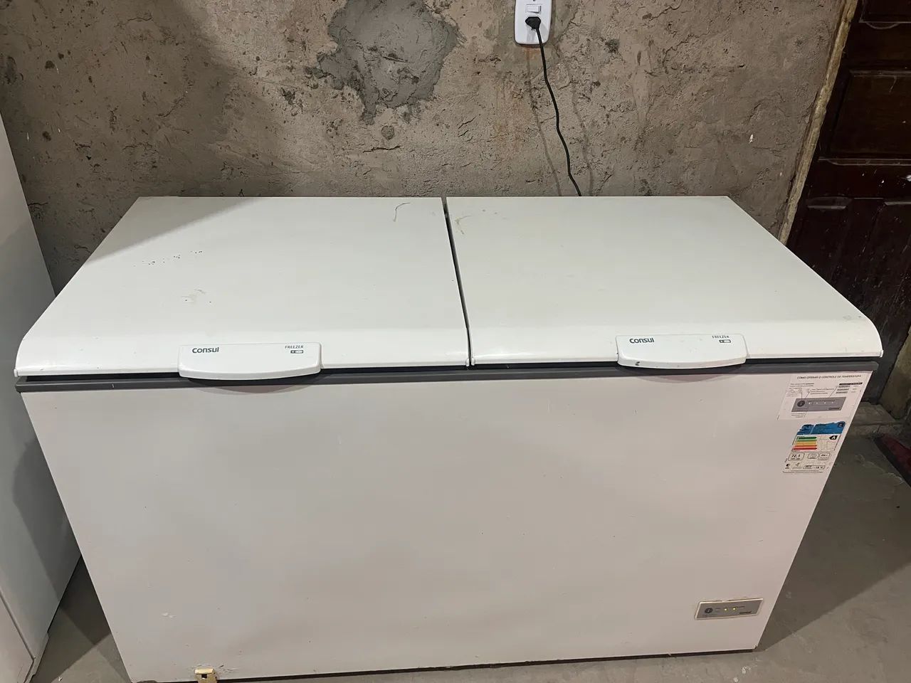 FREEZER À VENDA- FUNCIONANDO PERFEITAMENTE  - Foto 3