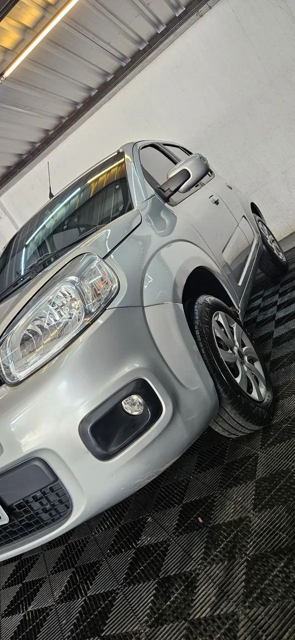 Fiat Uno Evolution 1.4 Fire Flex 8V 5P 2015 - Foto 3