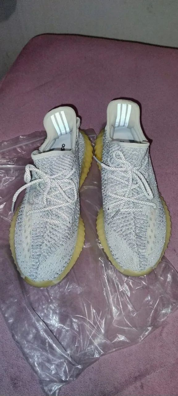 Tênis Adidas Yeezy  - Foto 2