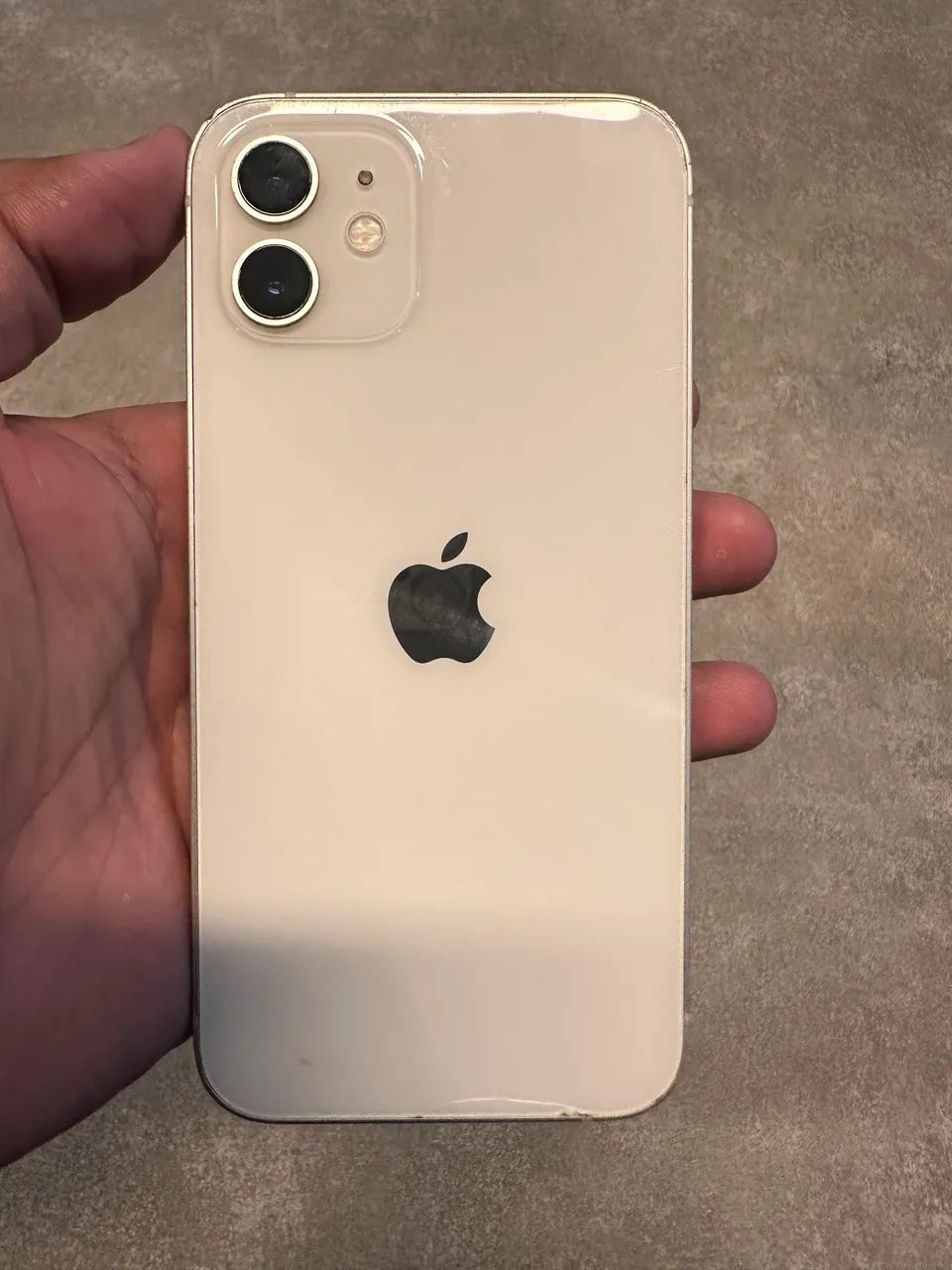 iPhone 12 branco 
